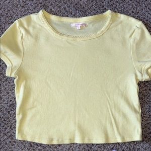 2 cute light washed crop tops